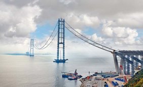 Káblový systém pre jeden z najväčších visutých mostov na svete